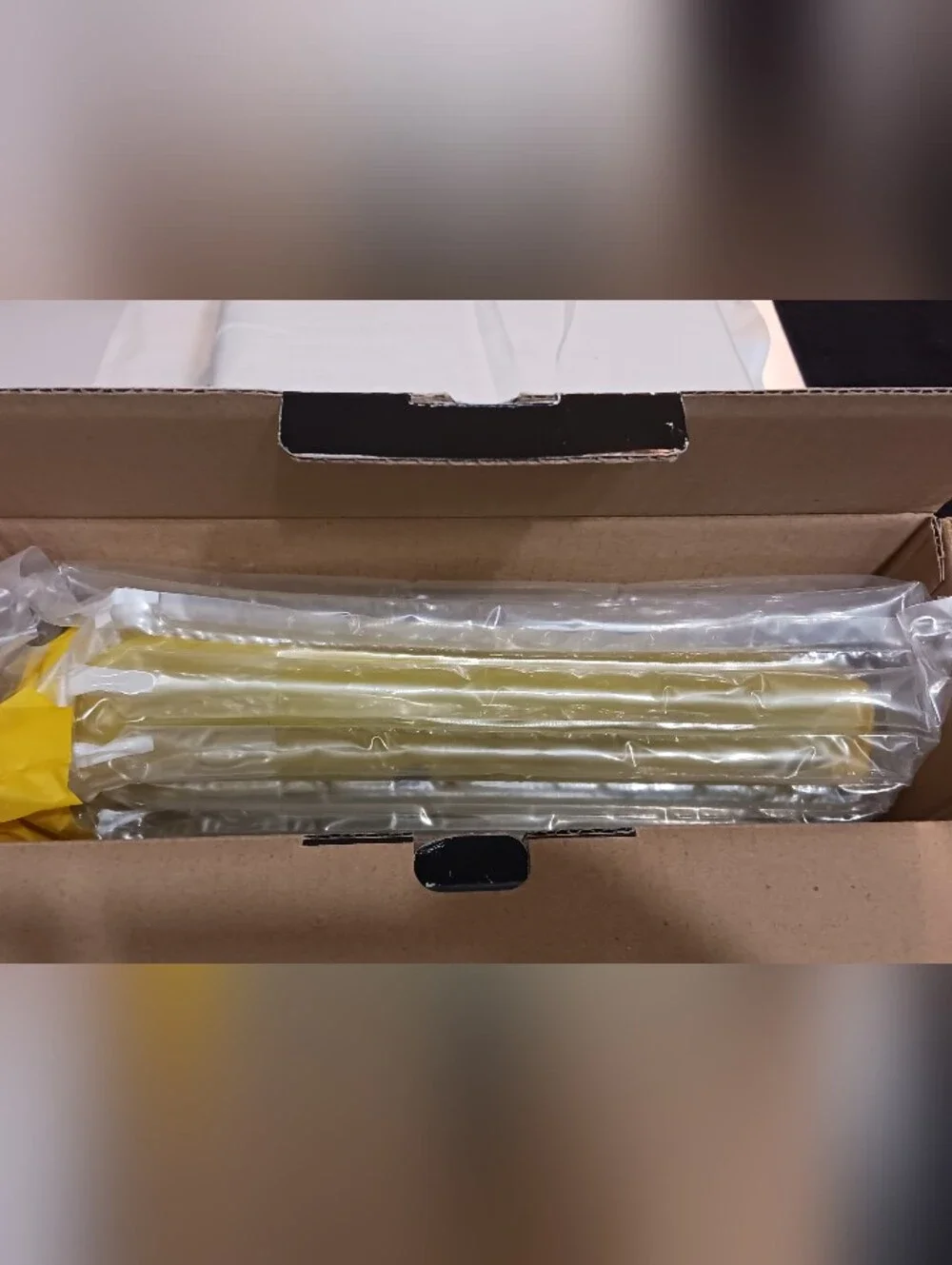 Premium Imaging Replacement Toner DR221 Yellow. New in Blue & Black Box